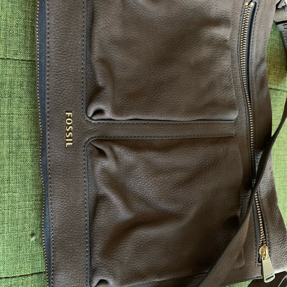 Fossil expandable messenger bag